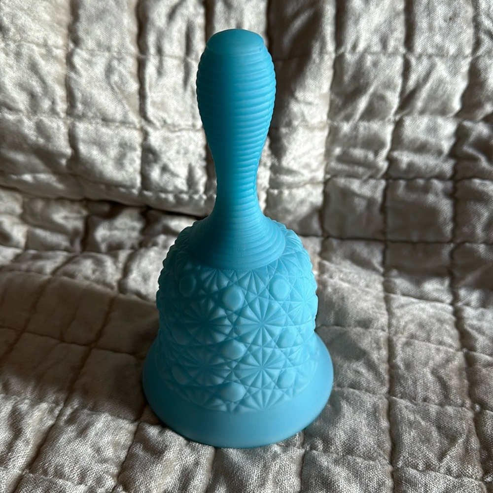 Vintage Fenton Blue Satin Daisy and Button Bell